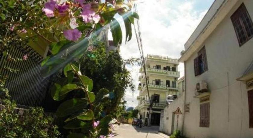 Birdnests Hotel Vinh Hai Buitenkant foto